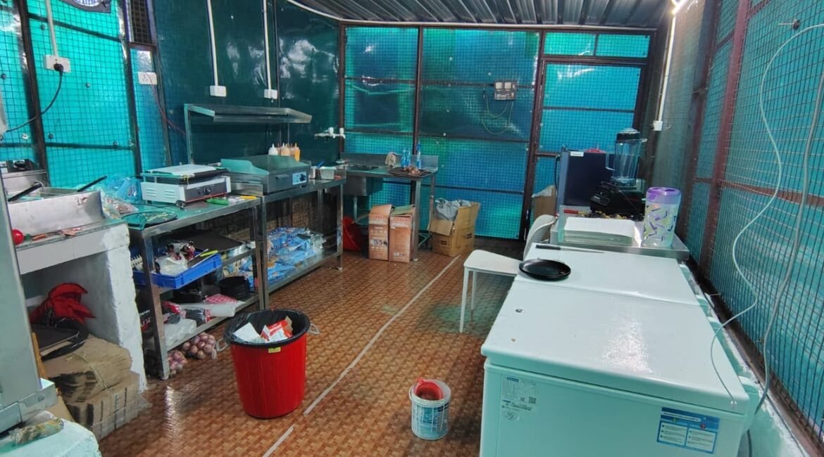 Kitchen-Restaurant-on-Sale-Fatehabad-Road